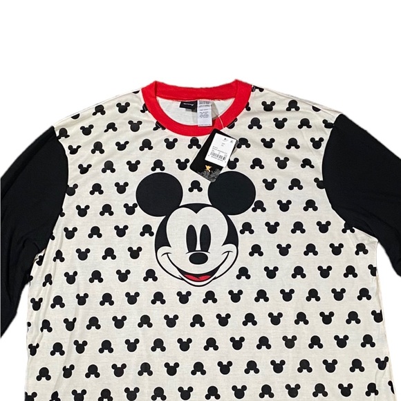 NWT Disney Mickey Print Long Sleeve Top Size XL NEW Cotton Crewneck - Picture 5 of 5